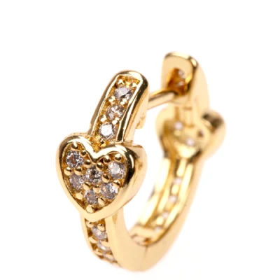 Модные женские серьги-кольца с цирконом из золота и белого золота
